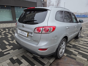 Used Hyundai Santa Fe 2010 for sale - 79336532: Photo