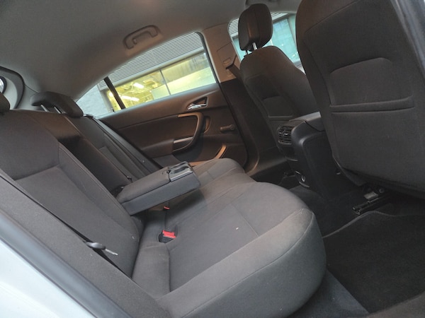 Used Vauxhall Insignia 2011 for sale - 76021595: Photo 8