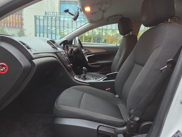 Used Vauxhall Insignia 2011 for sale - 76021595: Photo 9