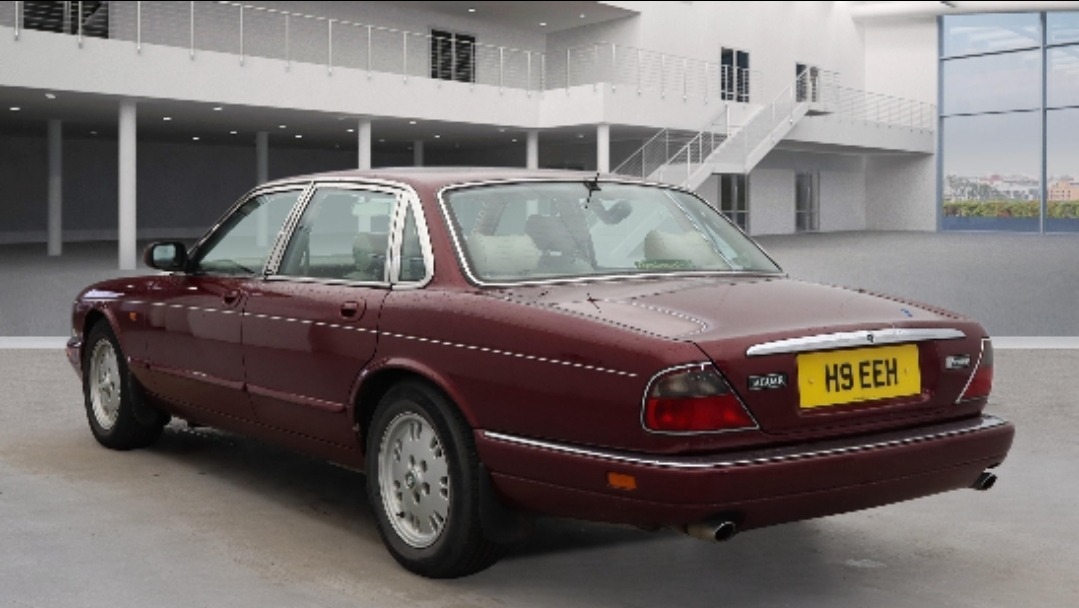 Used Jaguar XJ 1996 for sale - 77313851: Photo 5