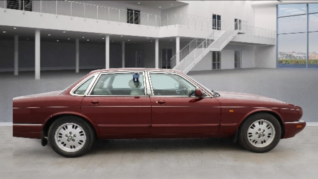 Used Jaguar XJ 1996 for sale - 77313851: Photo 6
