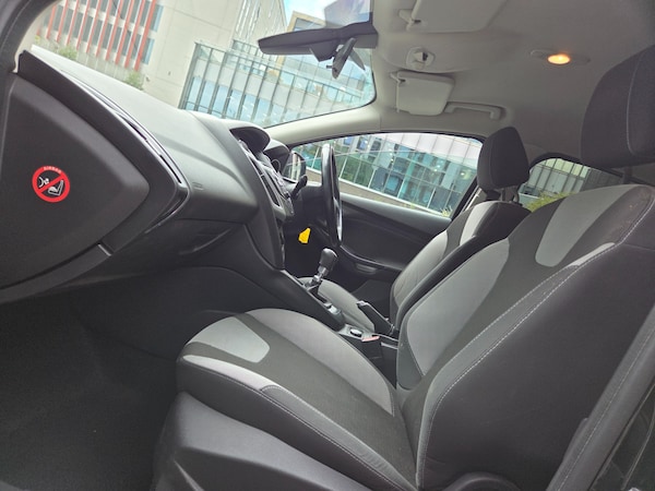 Used Ford Focus 2012 for sale - 76260956: Photo 8