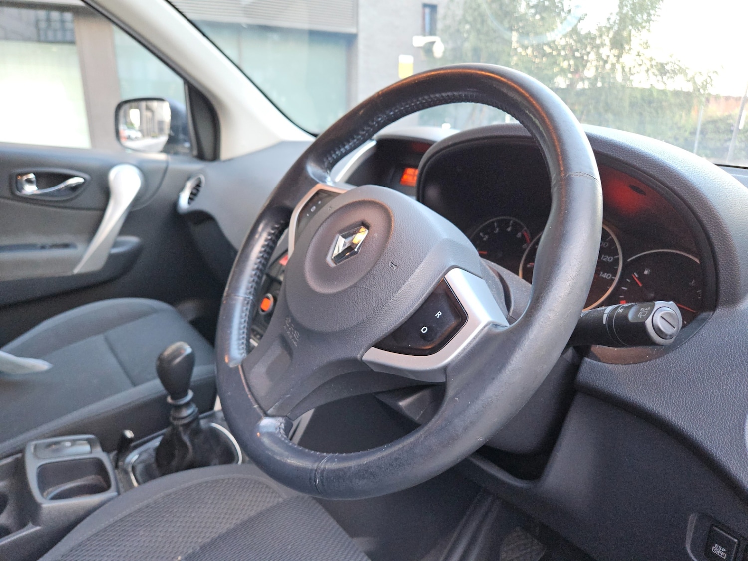Renault Koleos 2009 (09) - 2.0 dCi Dynamique S 5dr - Image 10
