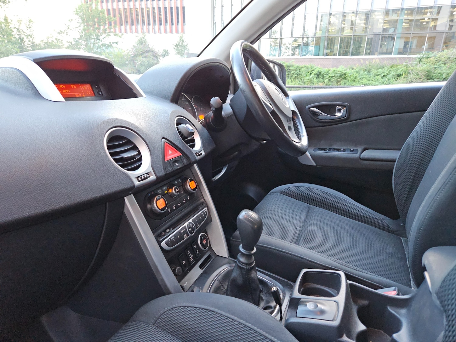 Renault Koleos 2009 (09) - 2.0 dCi Dynamique S 5dr - Image 9