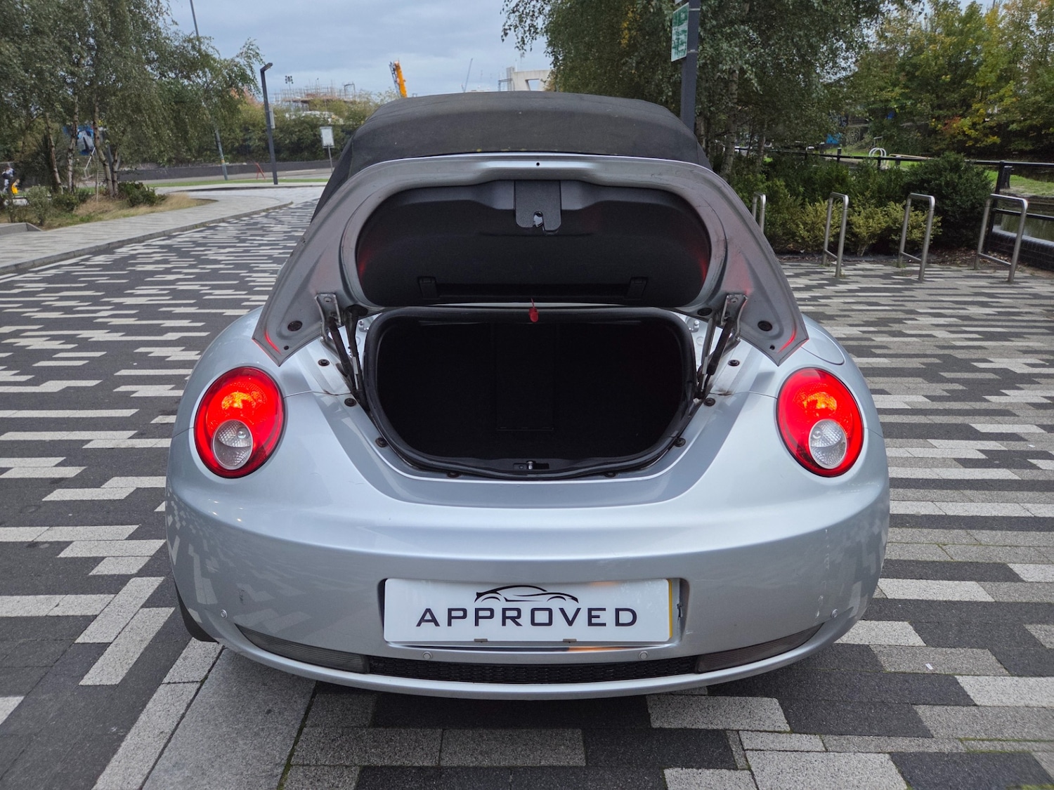 Used Volkswagen Beetle 2006 for sale - 76187396: Photo 6