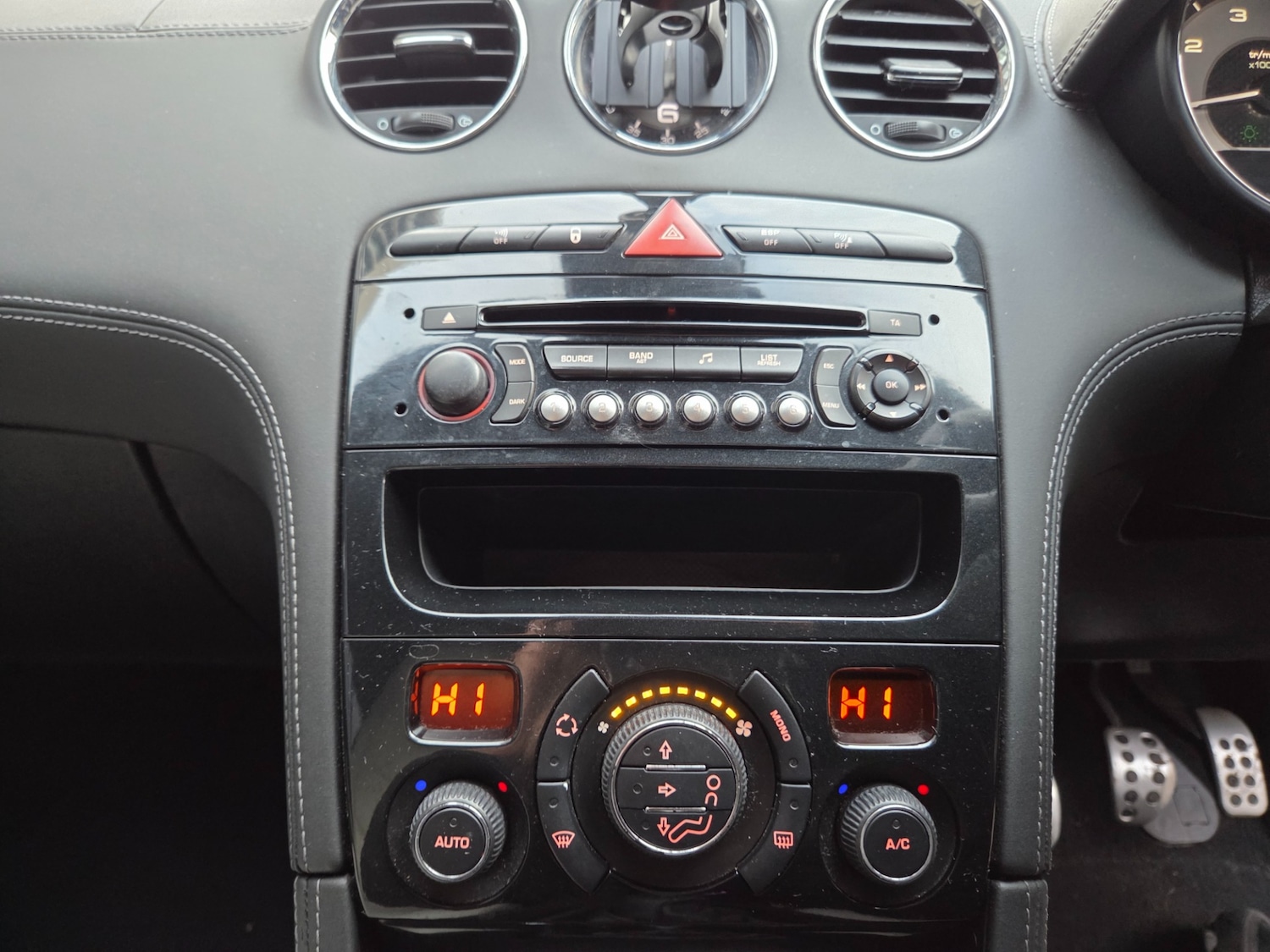 Used Peugeot RCZ 2012 for sale - 77118848: Photo 11