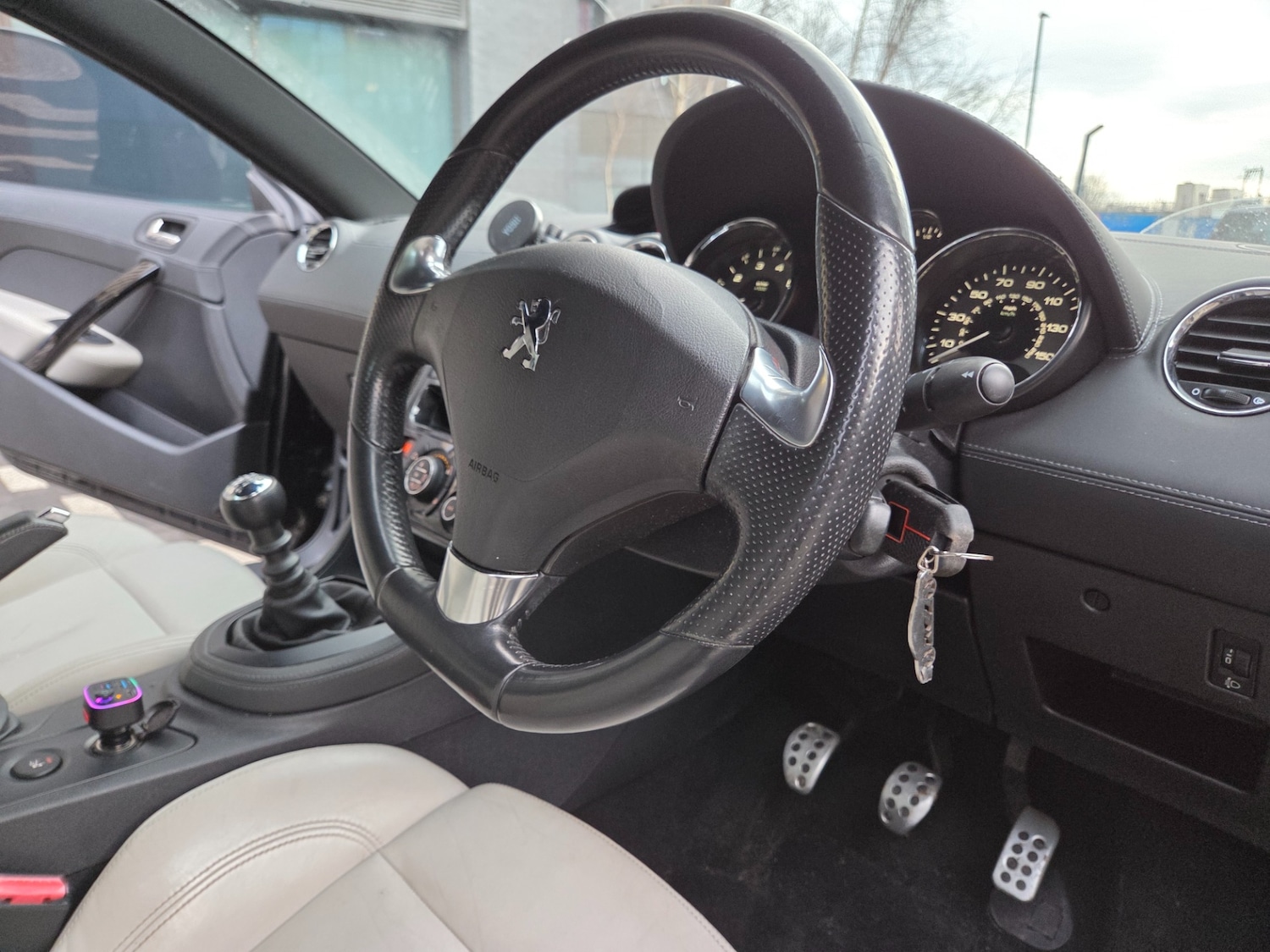 Used Peugeot RCZ 2012 for sale - 77118848: Photo 9