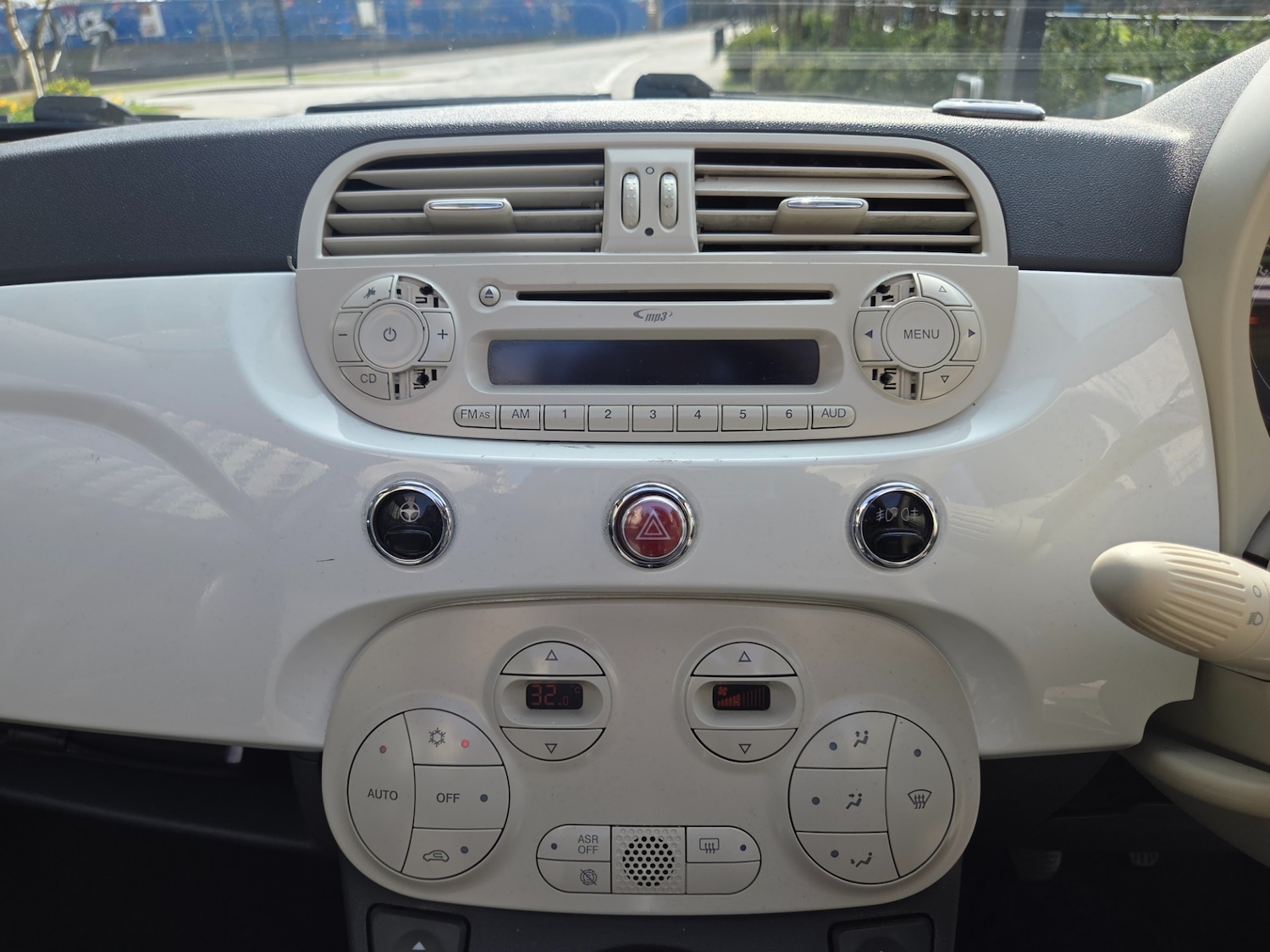 Used Fiat 500 2011 for sale - 77977575: Photo 17