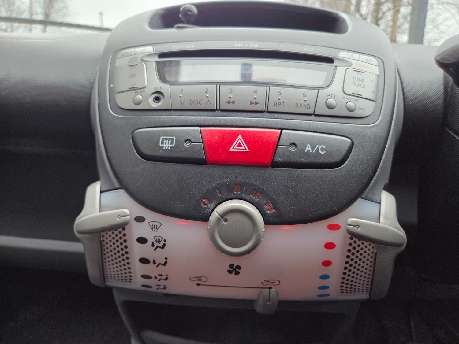 Used Citroen C1 2011 for sale - 77807548: Photo 18