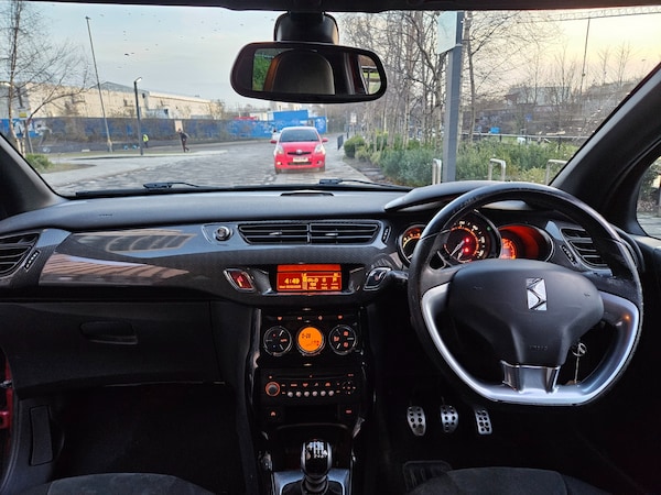 Used Citroen DS3 2011 for sale - 76258100: Photo 10