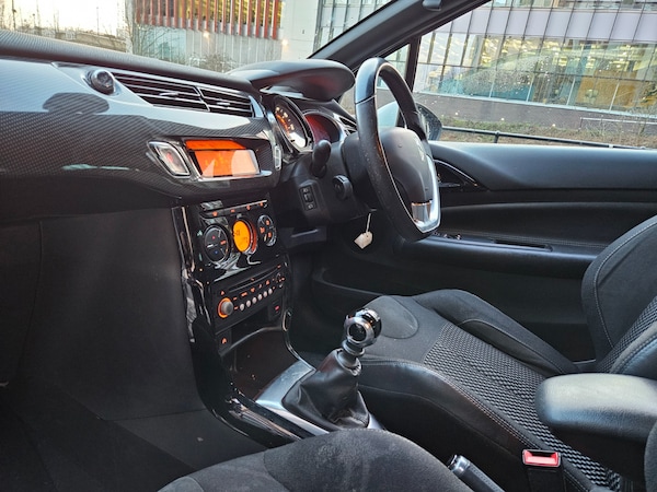 Used Citroen DS3 2011 for sale - 76258100: Photo 9