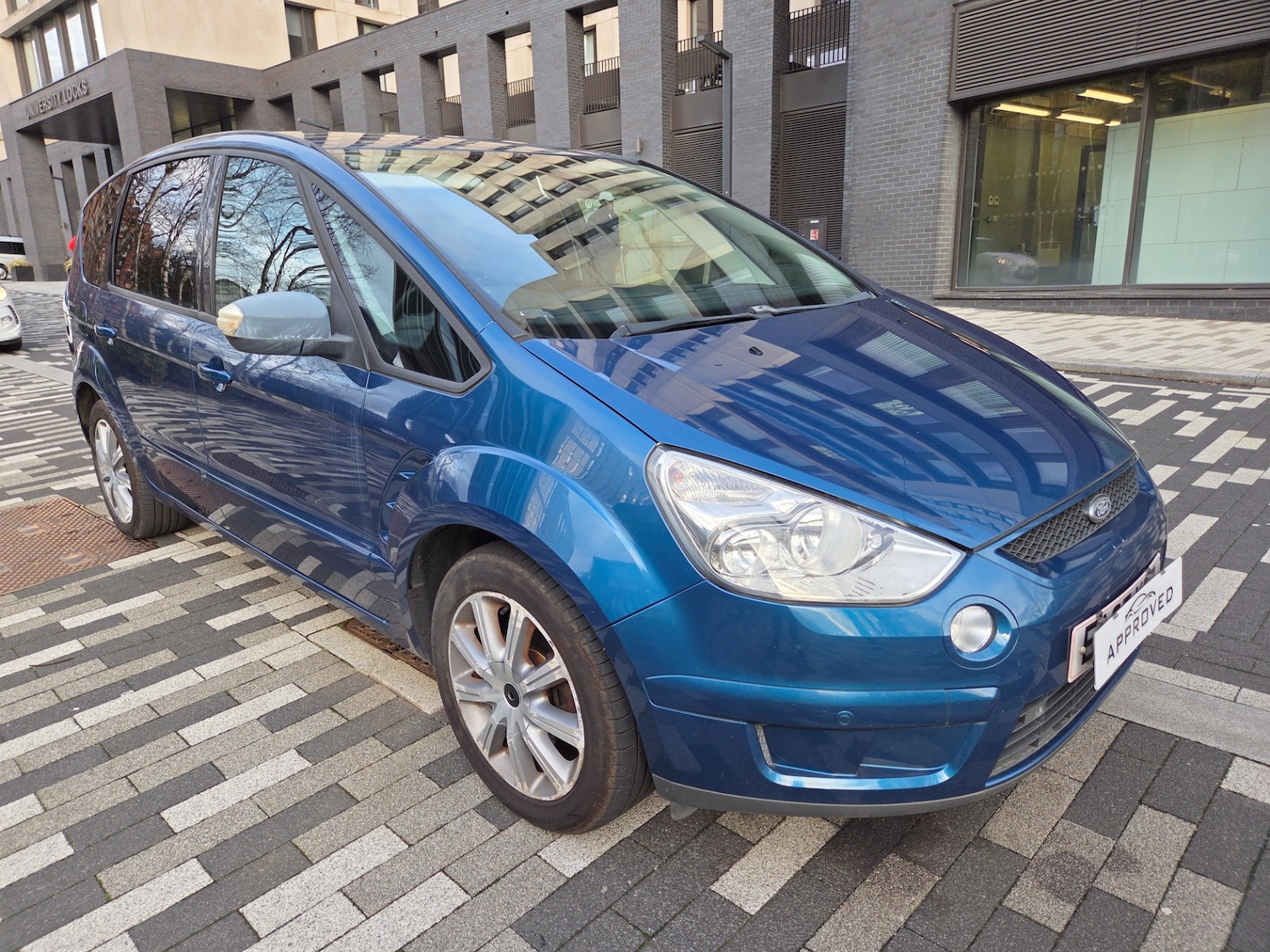 Used Ford S-Max 2007 for sale - 77268357: Photo 2