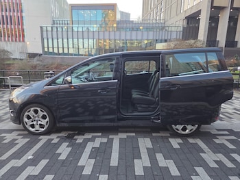 2011 (11) - 1.6 TDCi Titanium 5dr