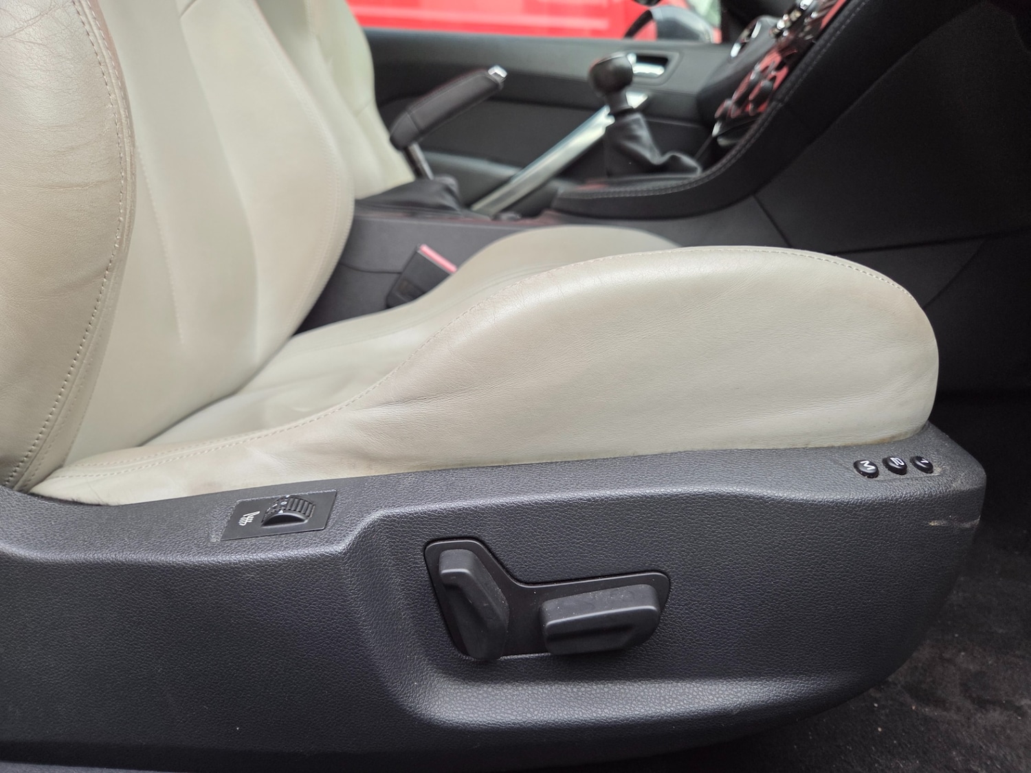 Used Peugeot RCZ 2011 for sale - 76863697: Photo 10