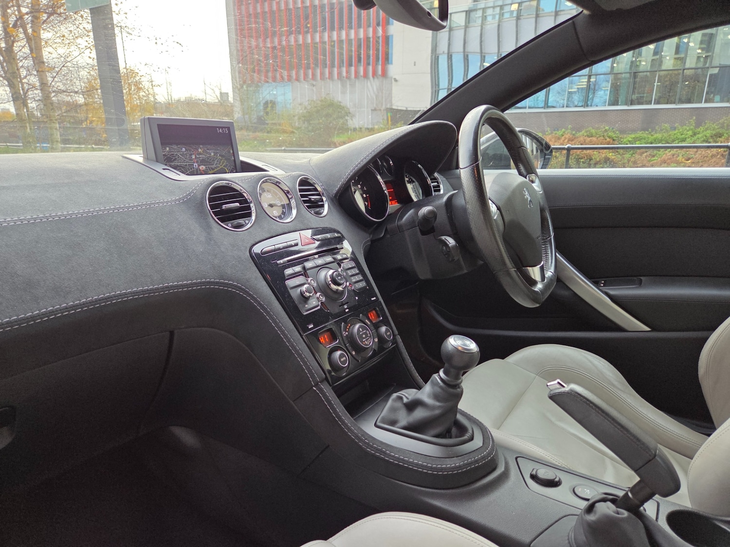 Used Peugeot RCZ 2011 for sale - 76863697: Photo 11