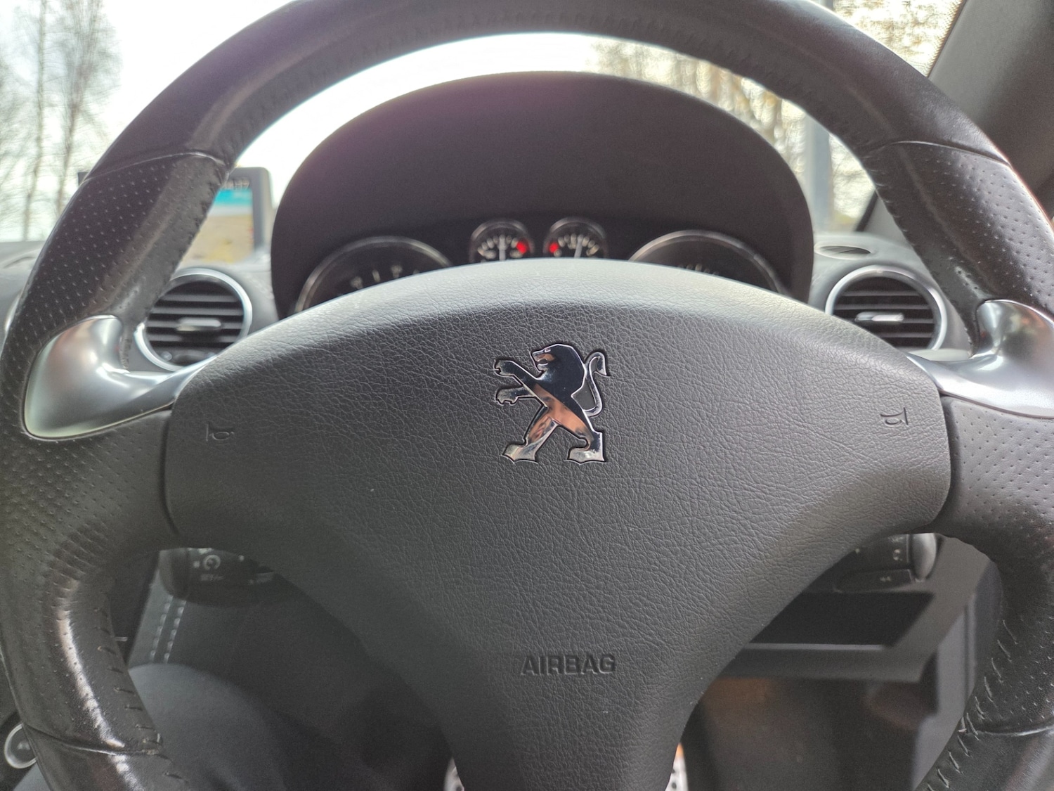 Used Peugeot RCZ 2011 for sale - 76863697: Photo 14