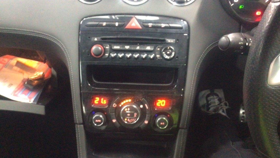 Used Peugeot RCZ 2010 for sale - 78005560: Photo 13