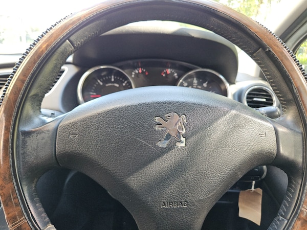 Used Peugeot 3008 2010 for sale - 76071427: Photo 12