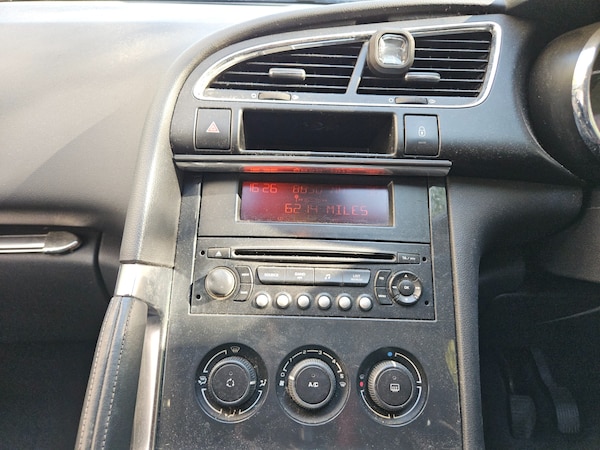 Used Peugeot 3008 2010 for sale - 76071427: Photo 14