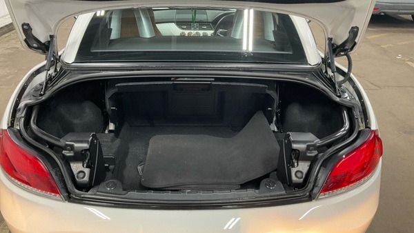 Used BMW Z4 2011 for sale - 78169397: Photo 14