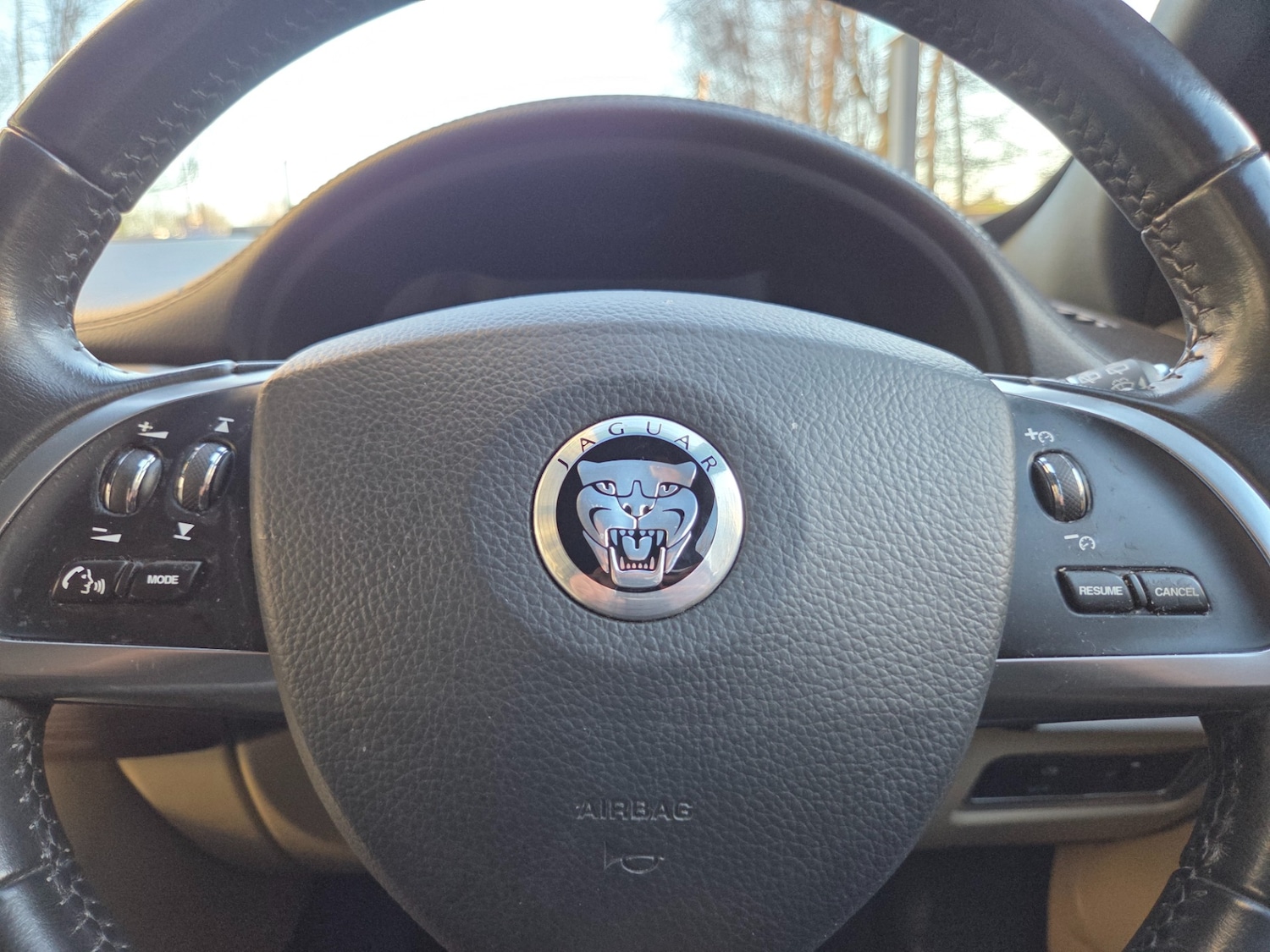 Used Jaguar XF 2013 for sale - 77938516: Photo 12