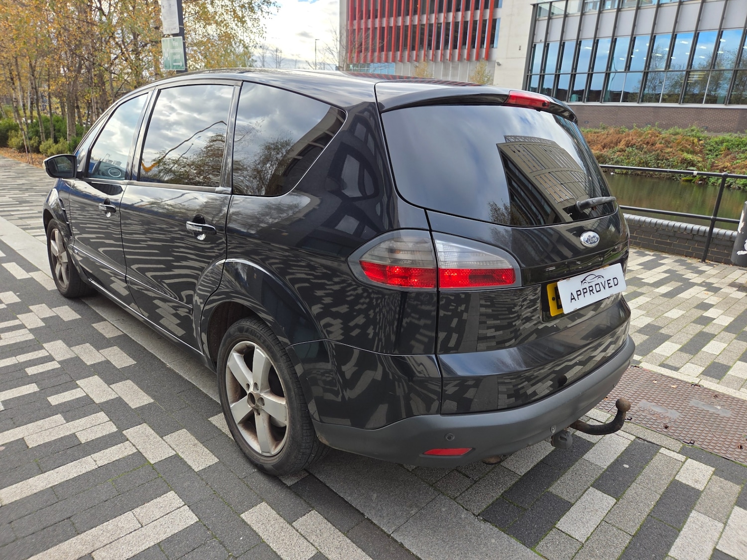 Used Ford S-Max 2009 for sale - 76616637: Photo 3