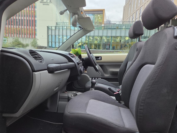 Used Volkswagen Beetle 2005 for sale - 76292307: Photo 13
