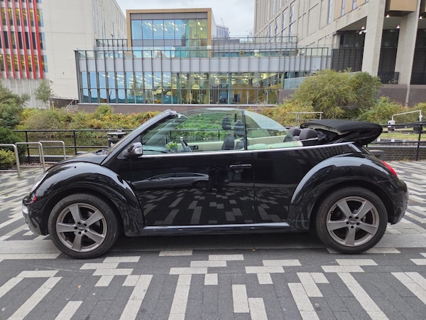 Used Volkswagen Beetle 2005 for sale - 76292307: Photo 1