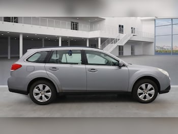 Used Subaru Outback 2011 for sale - 77154643: Photo