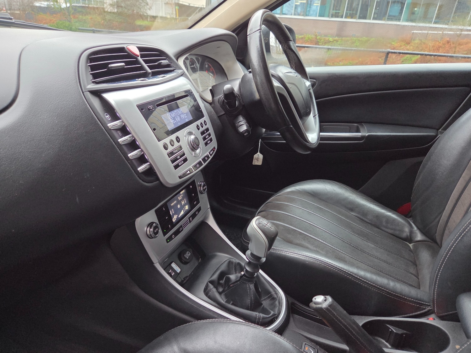 Used Chrysler Delta 2012 for sale - 77247706: Photo 9