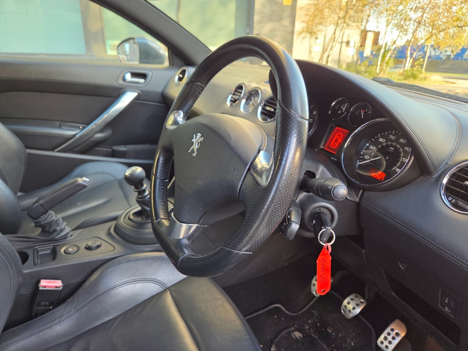 Used Peugeot RCZ 2010 for sale - 77359387: Photo 11