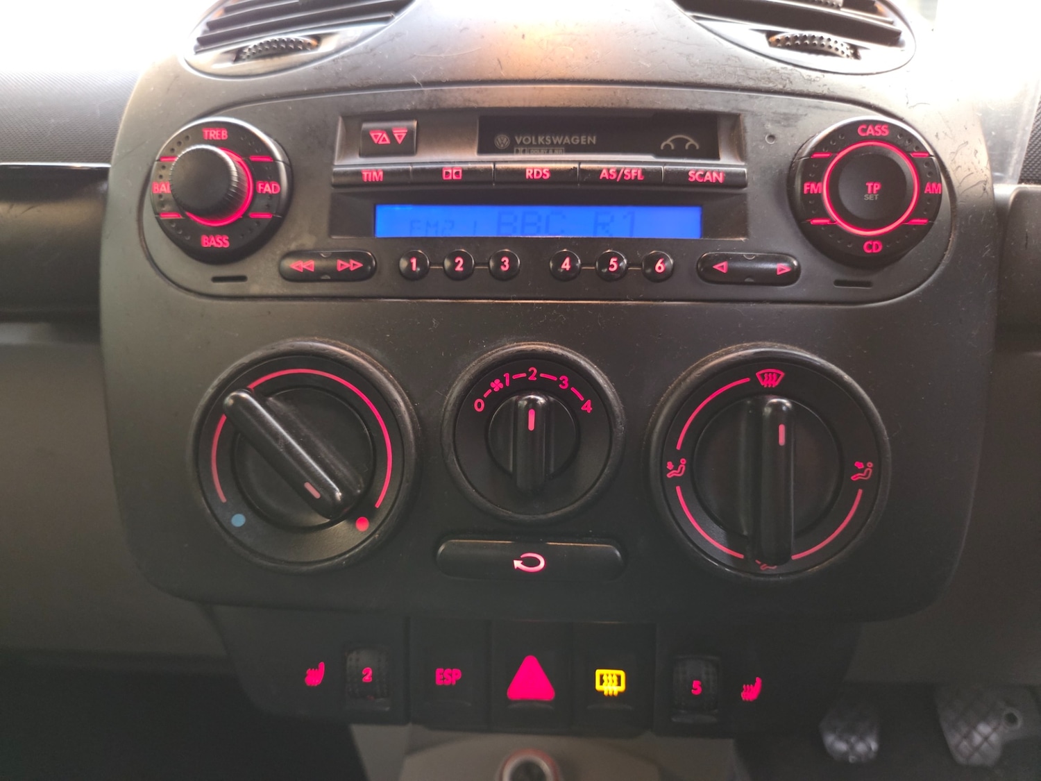 Used Volkswagen Beetle 2003 for sale - 76799646: Photo 12