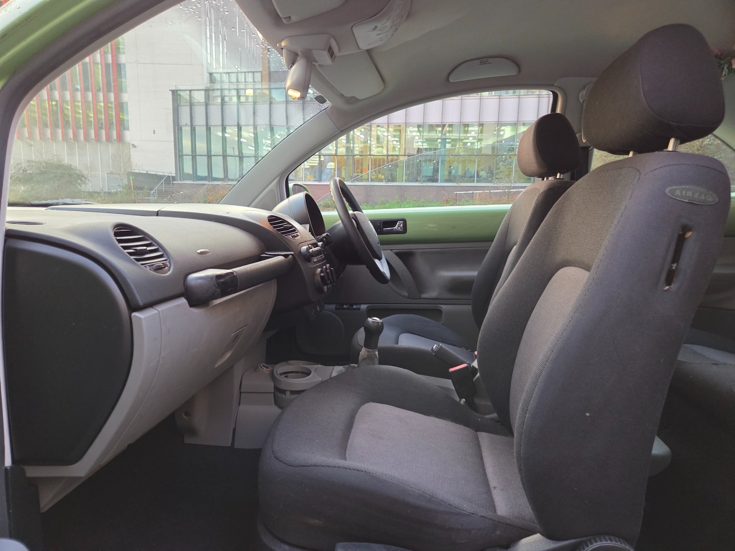 Used Volkswagen Beetle 2003 for sale - 76799646: Photo 8