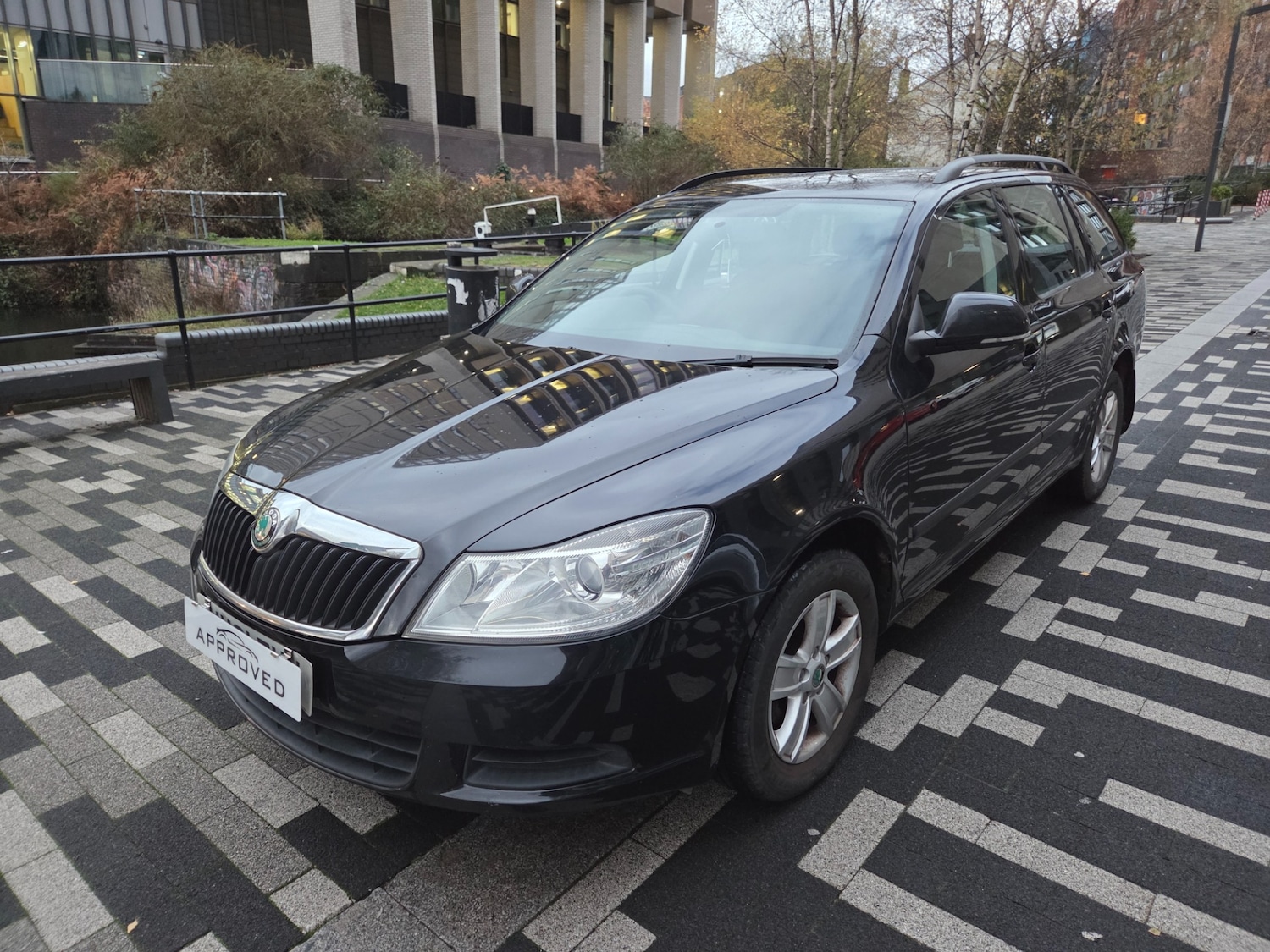 Used Skoda Octavia 2011 for sale - 76687607: Photo 2