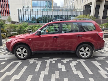 Used Subaru Forester 2010 for sale - 79552350: Photo