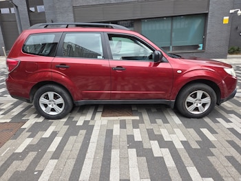 Used Subaru Forester 2010 for sale - 79552350: Photo