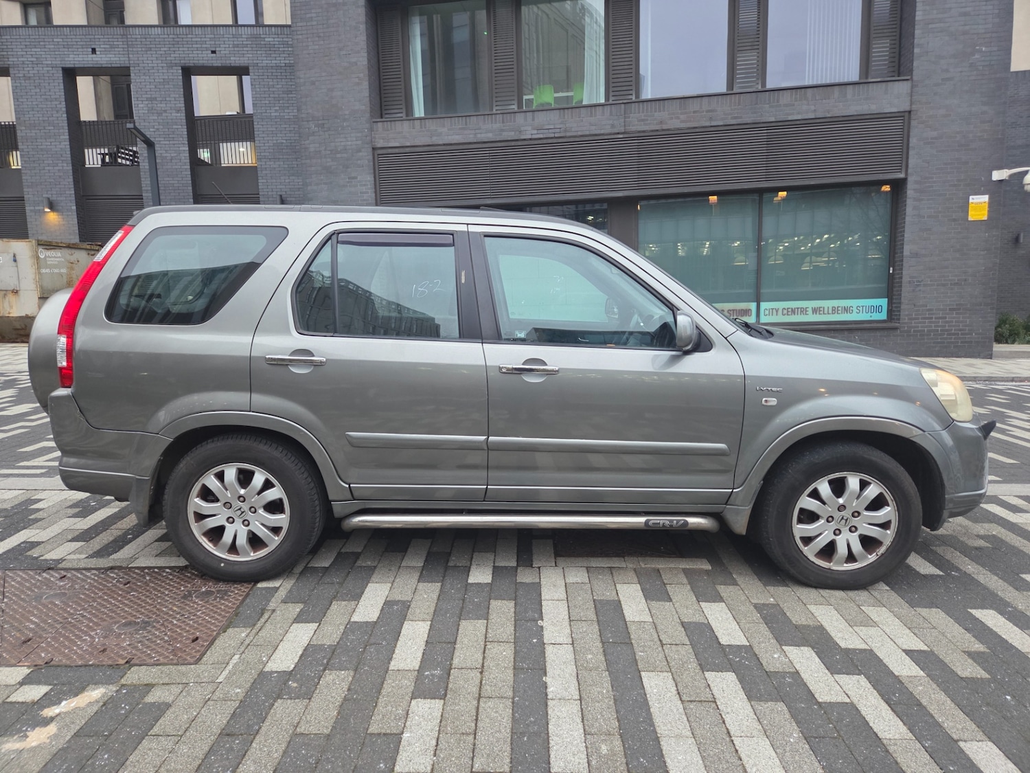 Used Honda CR-V 2005 for sale - 77595639: Photo 4