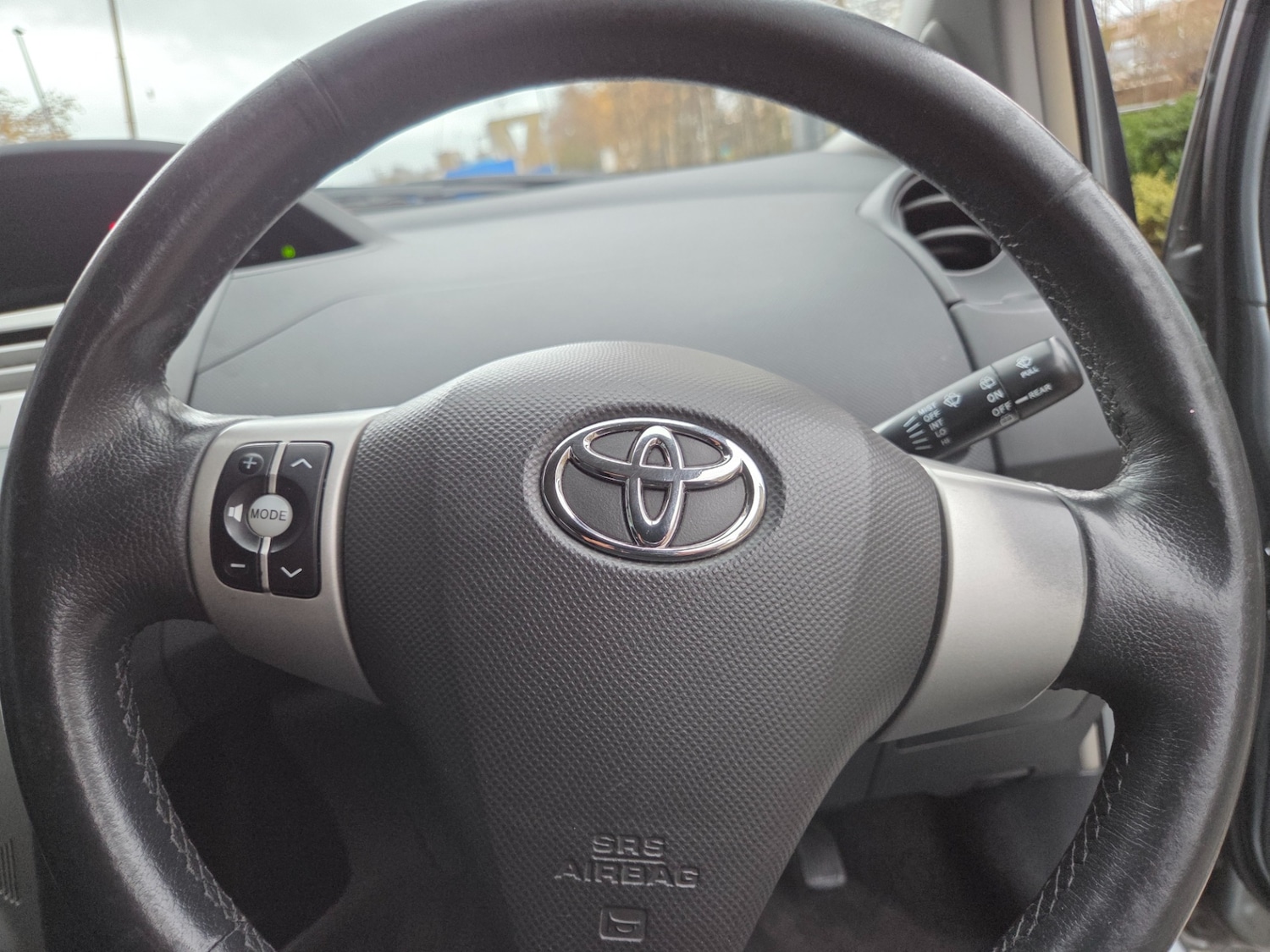 Used Toyota Yaris 2006 for sale - 76770116: Photo 12