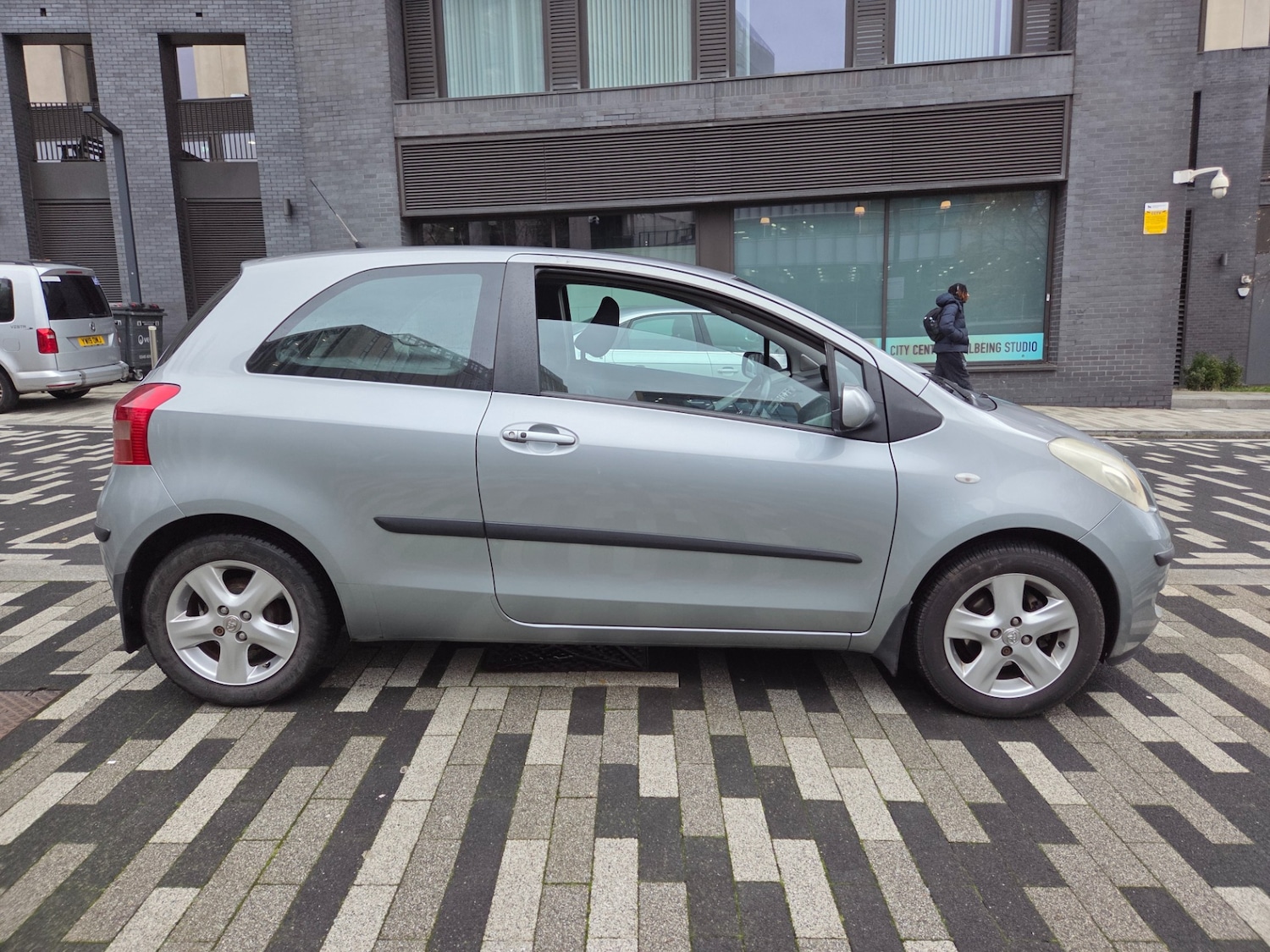 Used Toyota Yaris 2006 for sale - 76770116: Photo 17