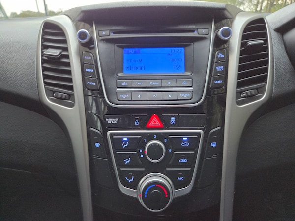 Used Hyundai i30 2015 for sale - 76271031: Photo 14