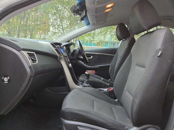 Used Hyundai i30 2015 for sale - 76271031: Photo 7