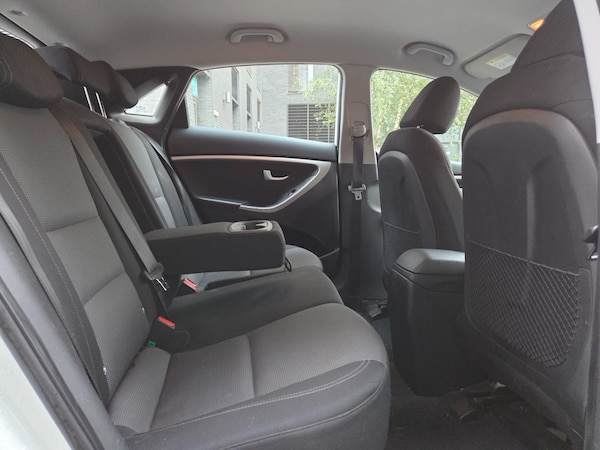 Used Hyundai i30 2015 for sale - 76271031: Photo 8