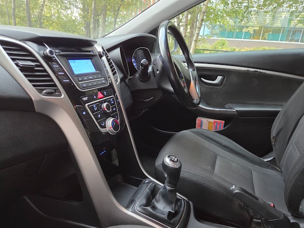 Used Hyundai i30 2015 for sale - 76271031: Photo 9