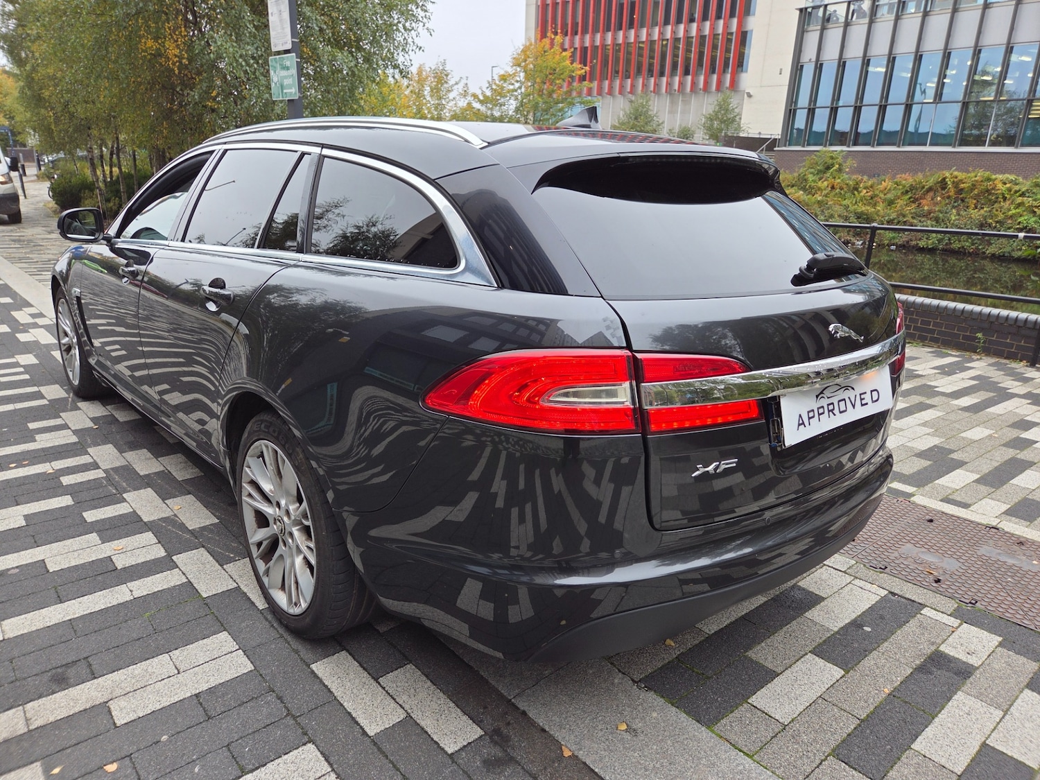 Used Jaguar XF 2013 for sale - 77277658: Photo 3