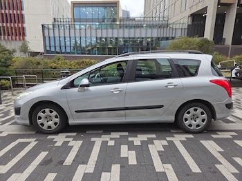 Peugeot - 308