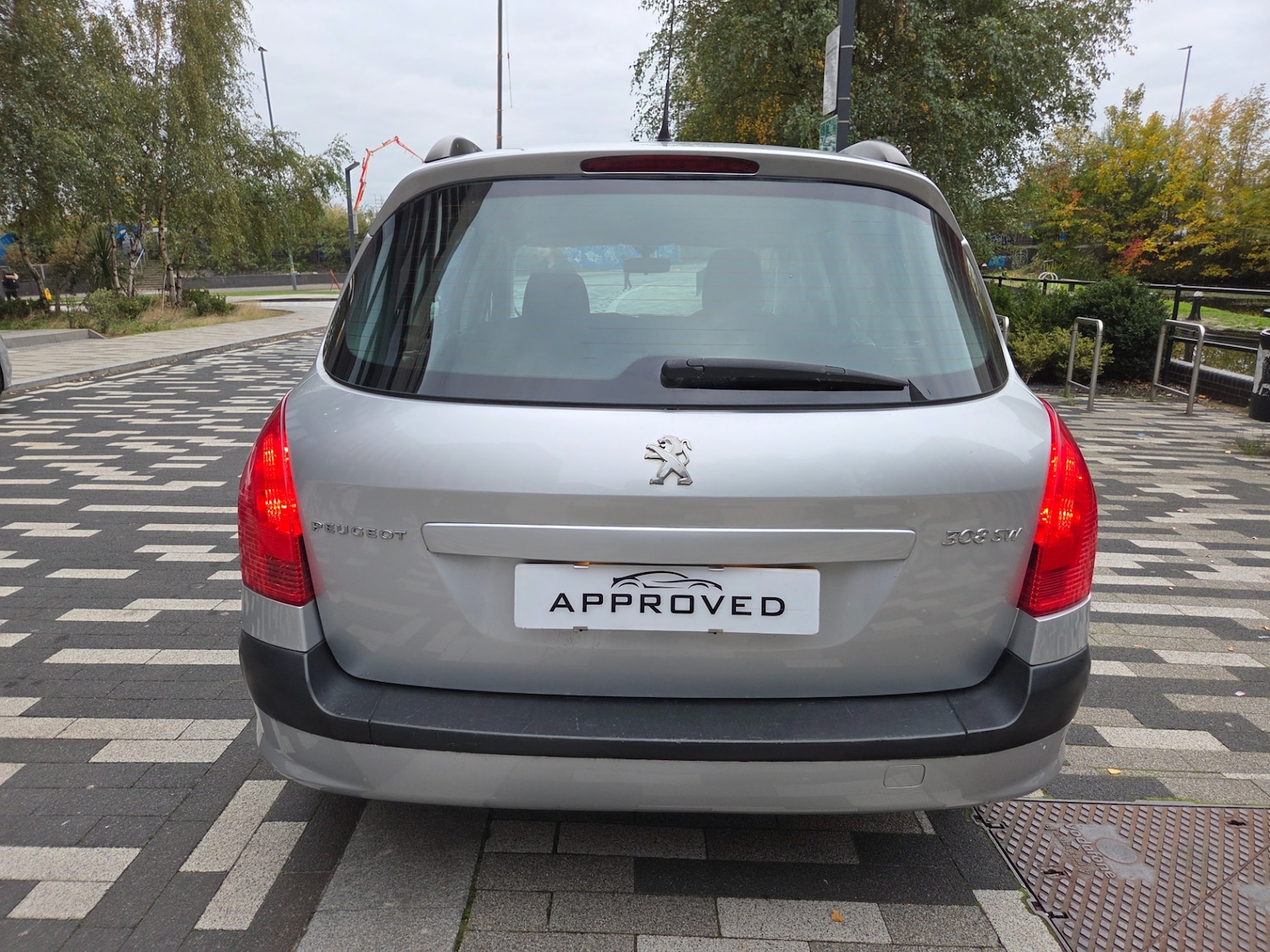 Used Peugeot 308 2011 for sale - 76292658: Photo 5