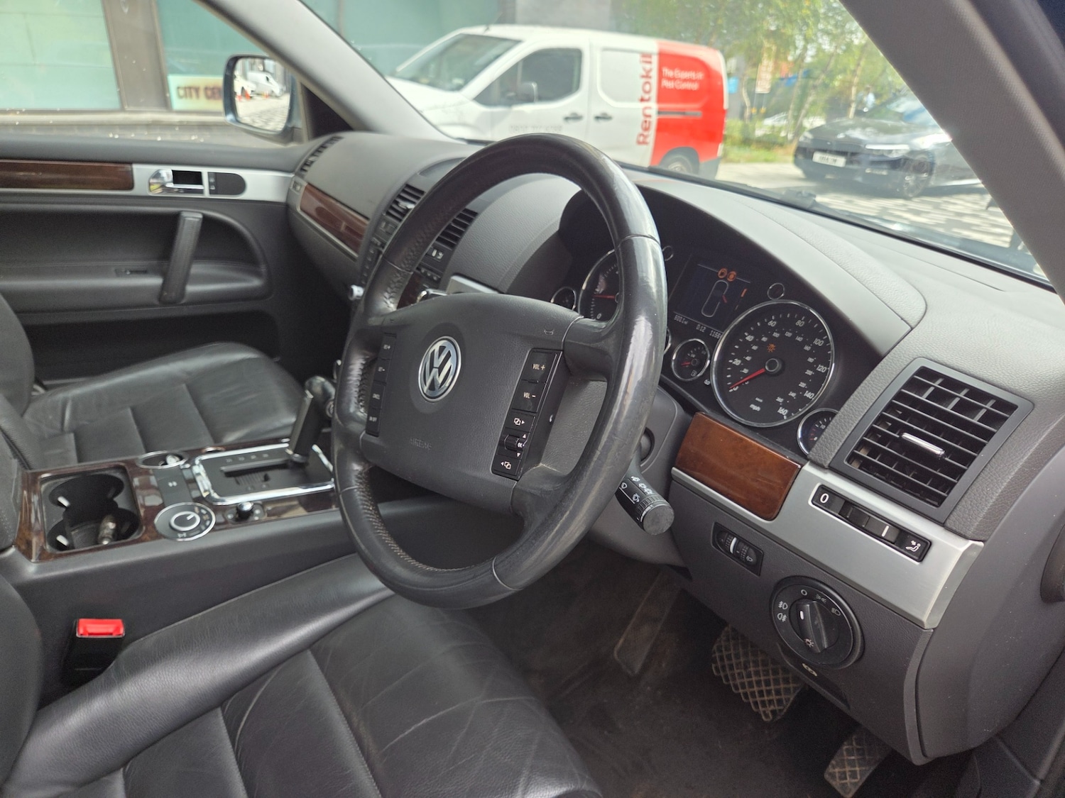 Used Volkswagen Touareg 2006 for sale - 76232711: Photo 10
