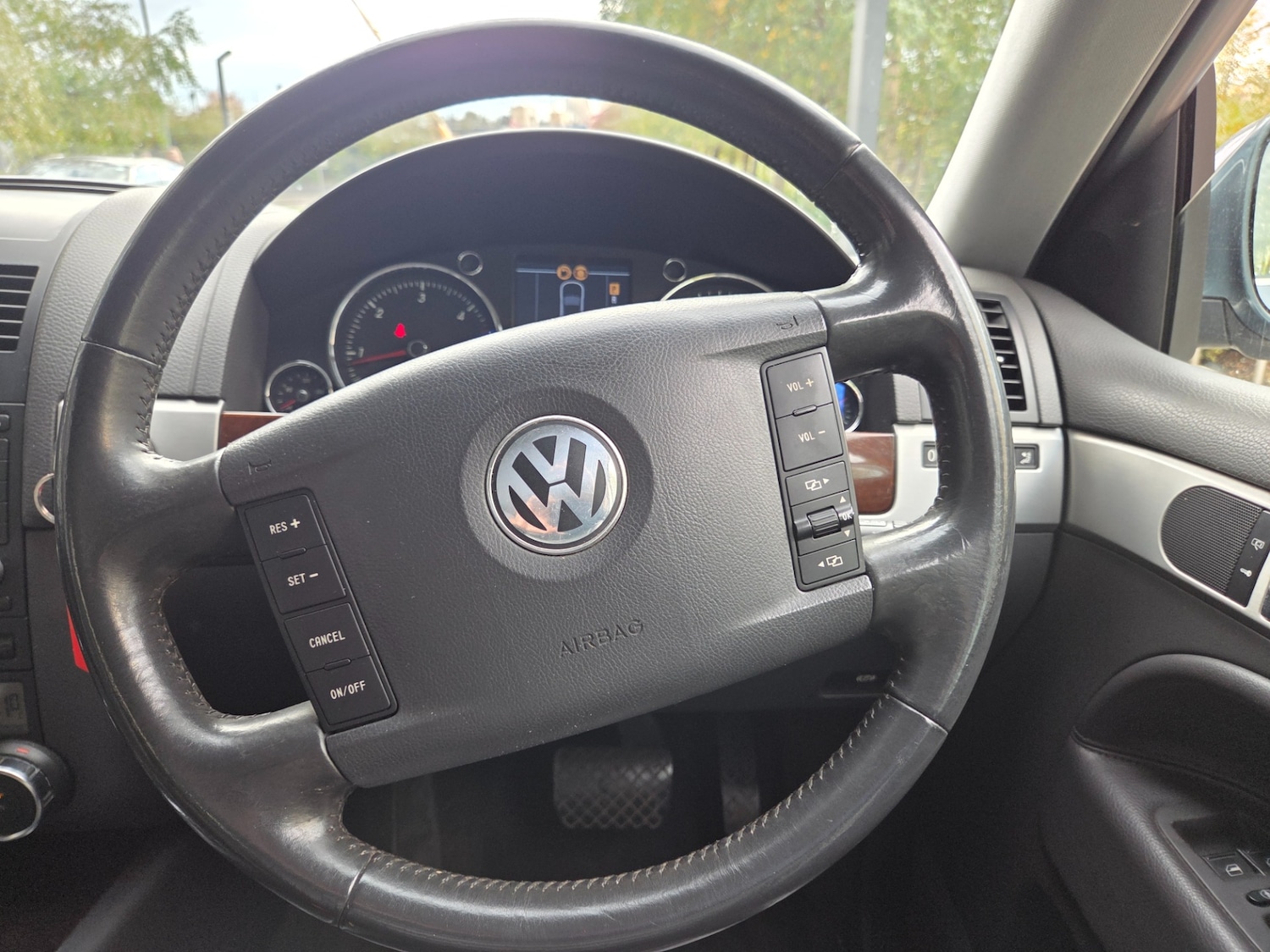 Used Volkswagen Touareg 2006 for sale - 76232711: Photo 13