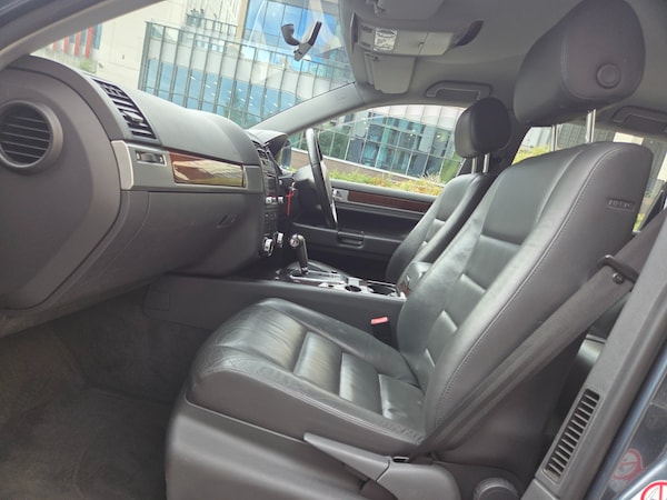 Used Volkswagen Touareg 2006 for sale - 76232711: Photo 8