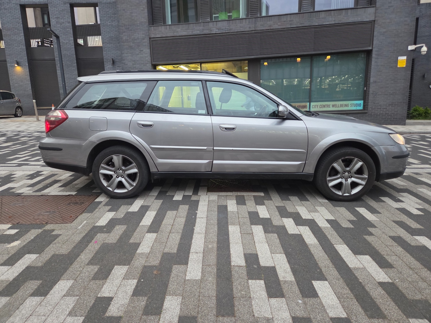 Used Subaru Outback 2008 for sale - 78203693: Photo 4